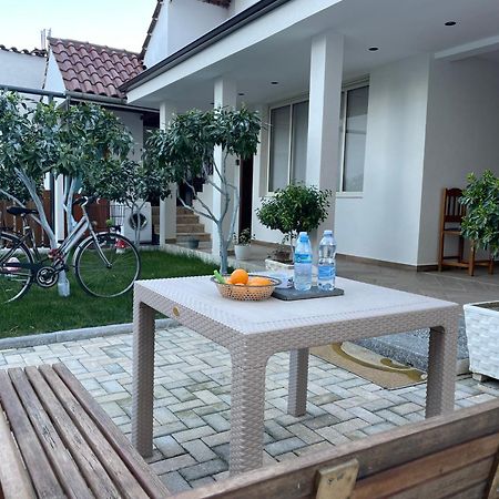 Guest House Esanbja Berat Exterior photo