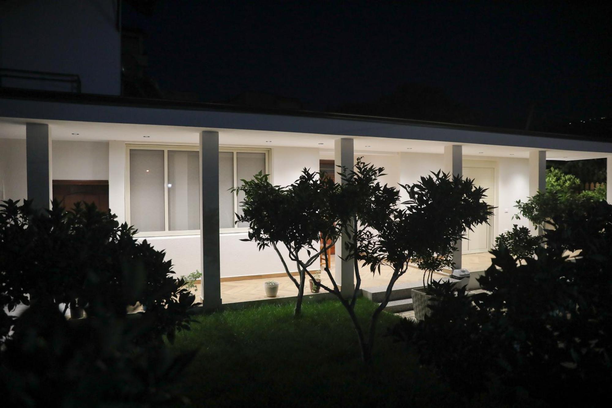Guest House Esanbja Berat Exterior photo