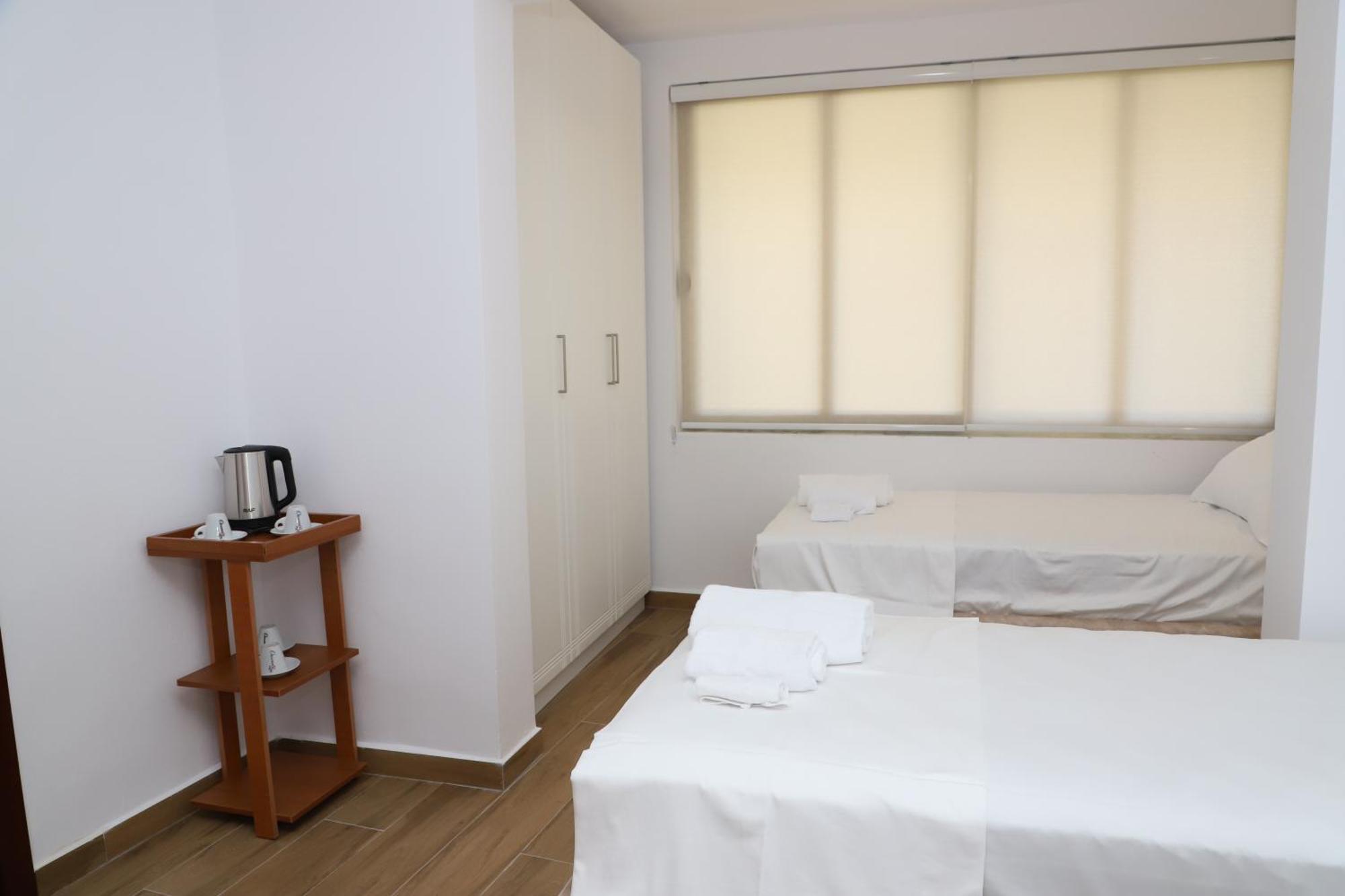 Guest House Esanbja Berat Exterior photo