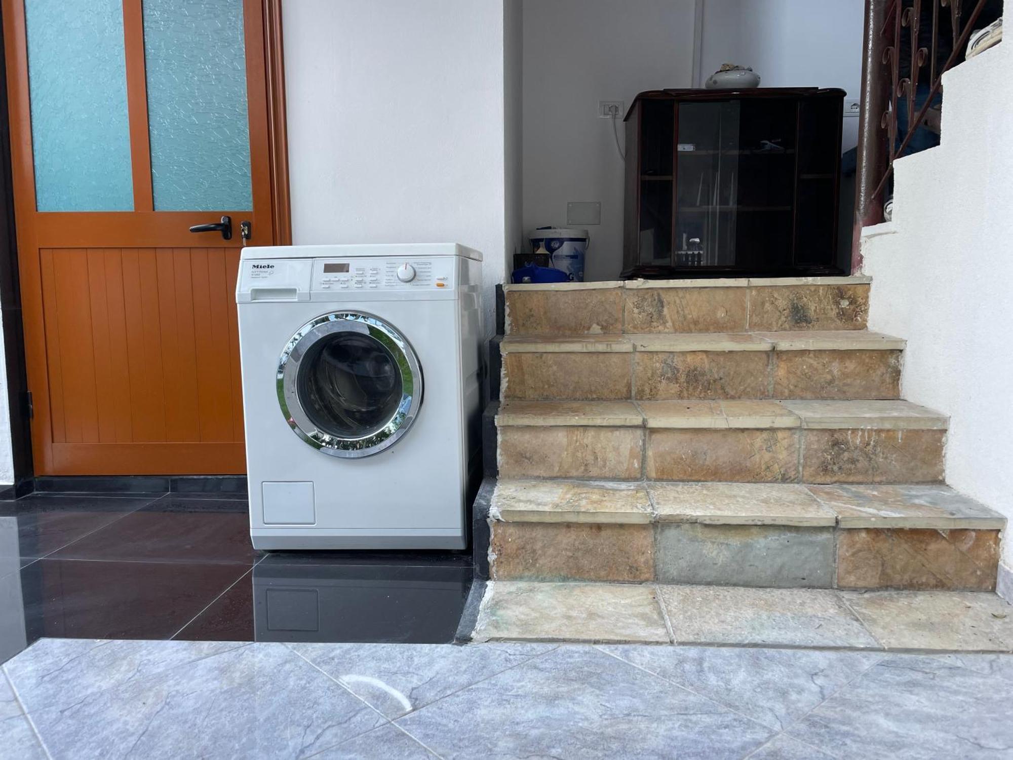 Guest House Esanbja Berat Exterior photo